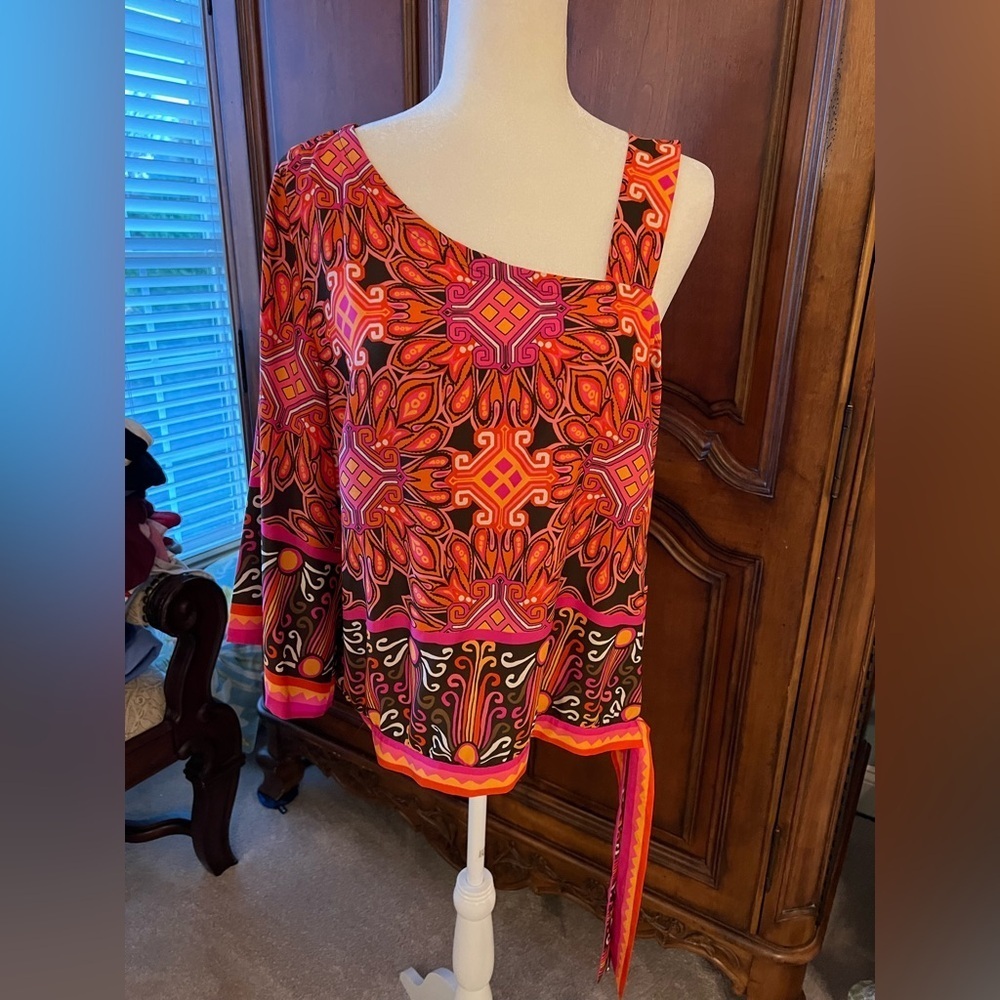Chico's Orange Pink and Brown Bell Sleeve and One-Shoulder Blouse, NWOT, 12 (C2)